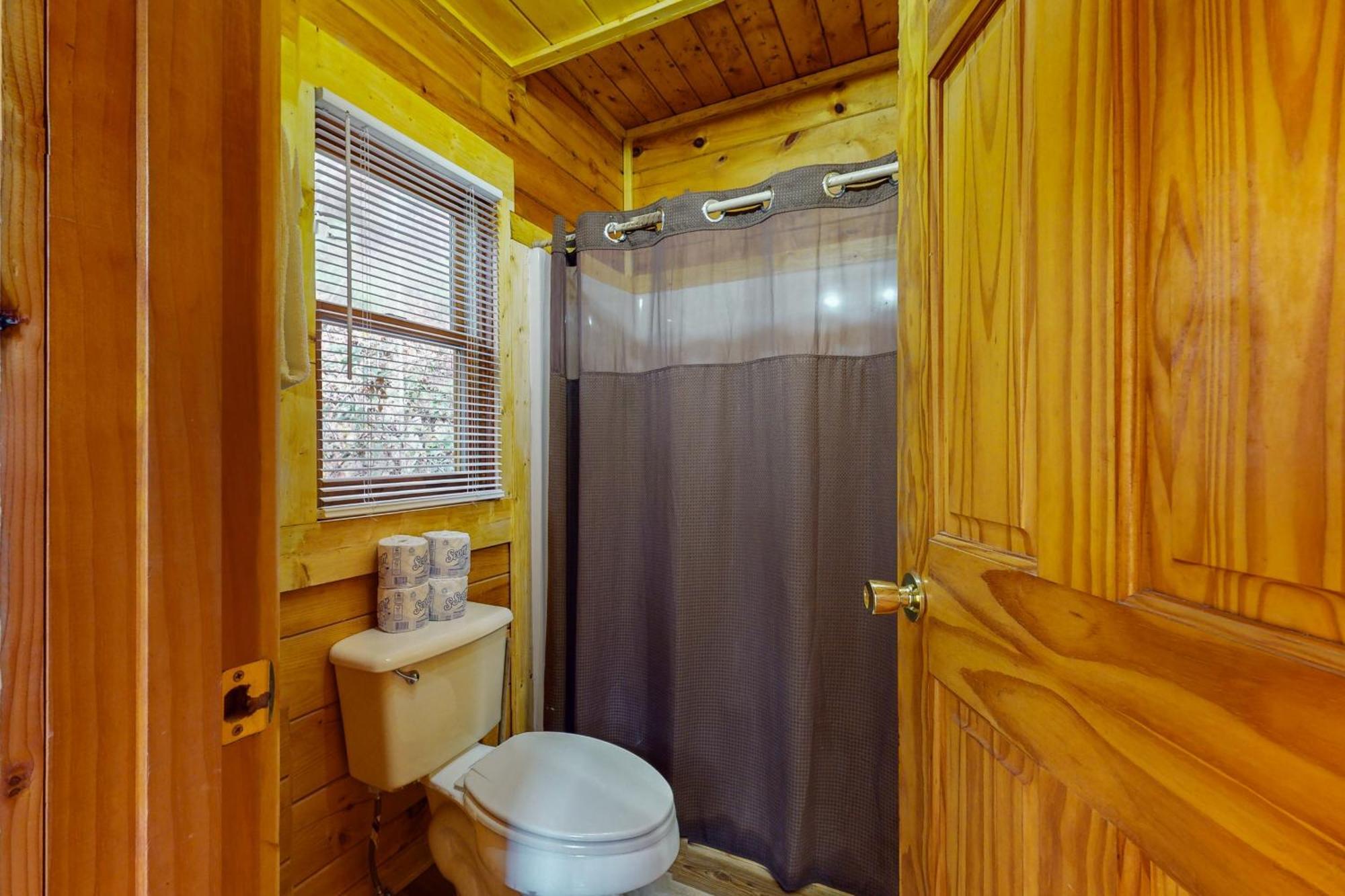 Sugar Bear Cabin Севьервилл Экстерьер фото